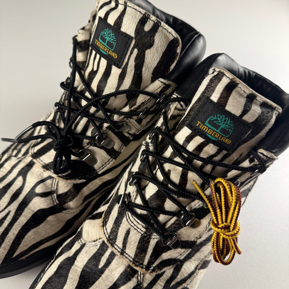 Supreme x Timberland Field Boot "Zebra" (US10 / EU44)