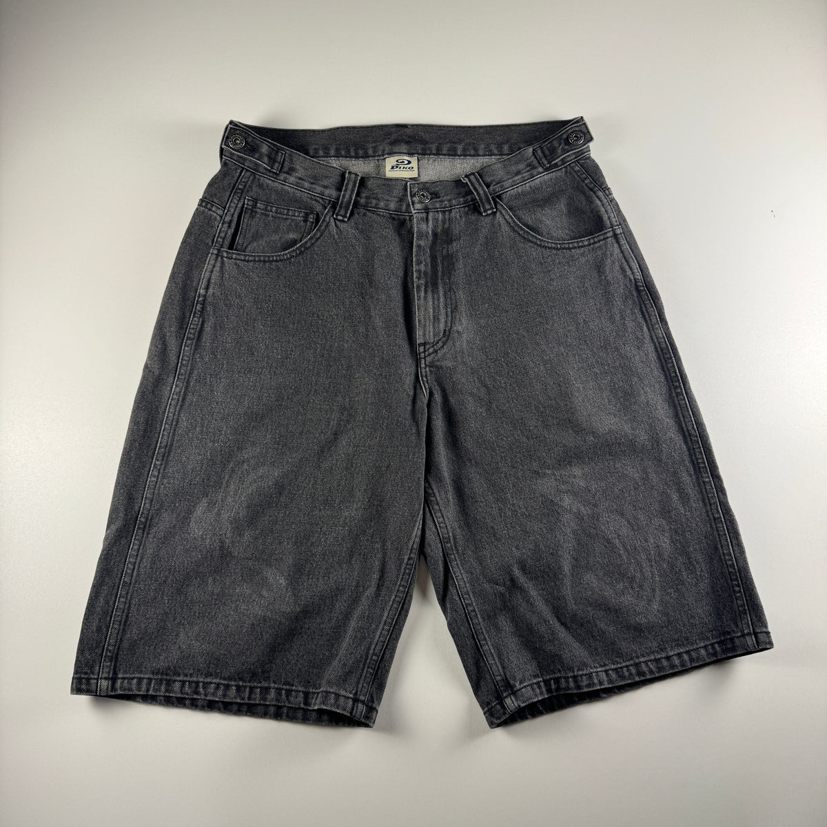 9090 x PIKO Flame Denim Shorts (M)