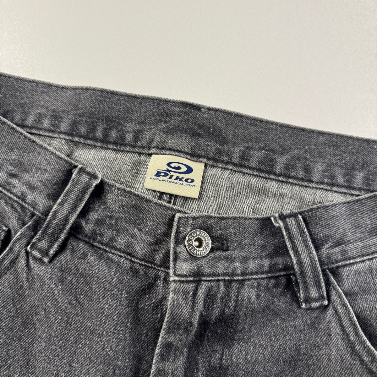 9090 x PIKO Flame Denim Shorts (M)
