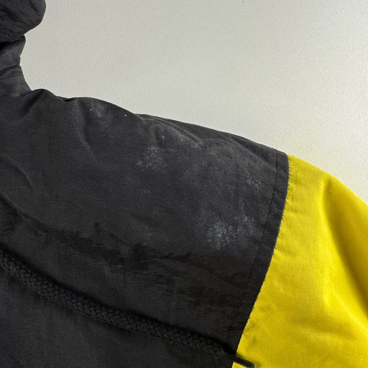 9090 x Centimeter Black and Yellow Puffer Jacket (L)