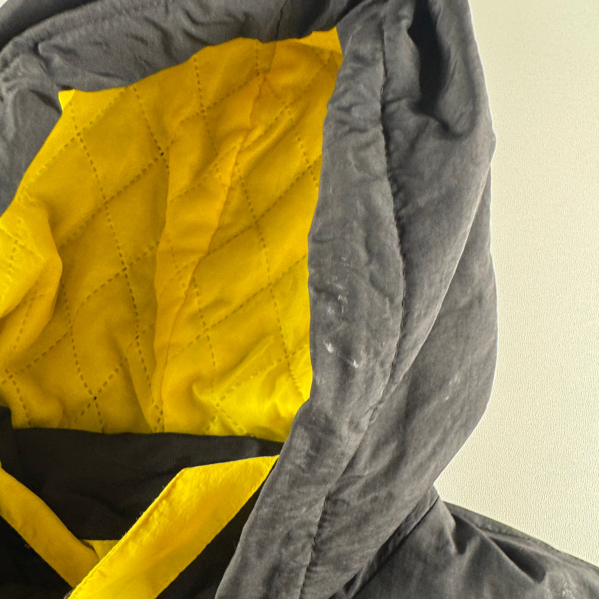 9090 x Centimeter Black and Yellow Puffer Jacket (L)