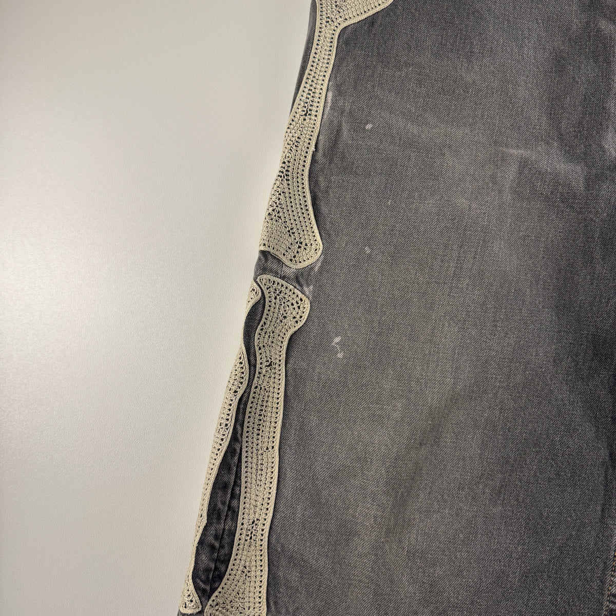 Kapital 14oz Black Denim Bone Embroidery 5P Shorts (M)