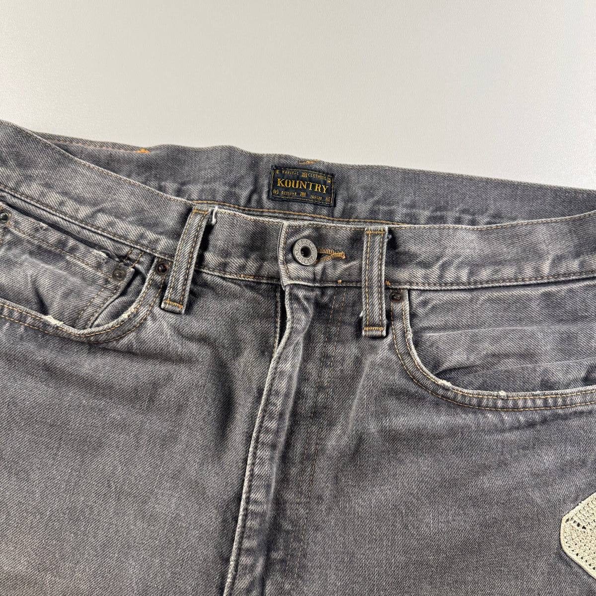 Kapital 14oz Black Denim Bone Embroidery 5P Shorts (M)