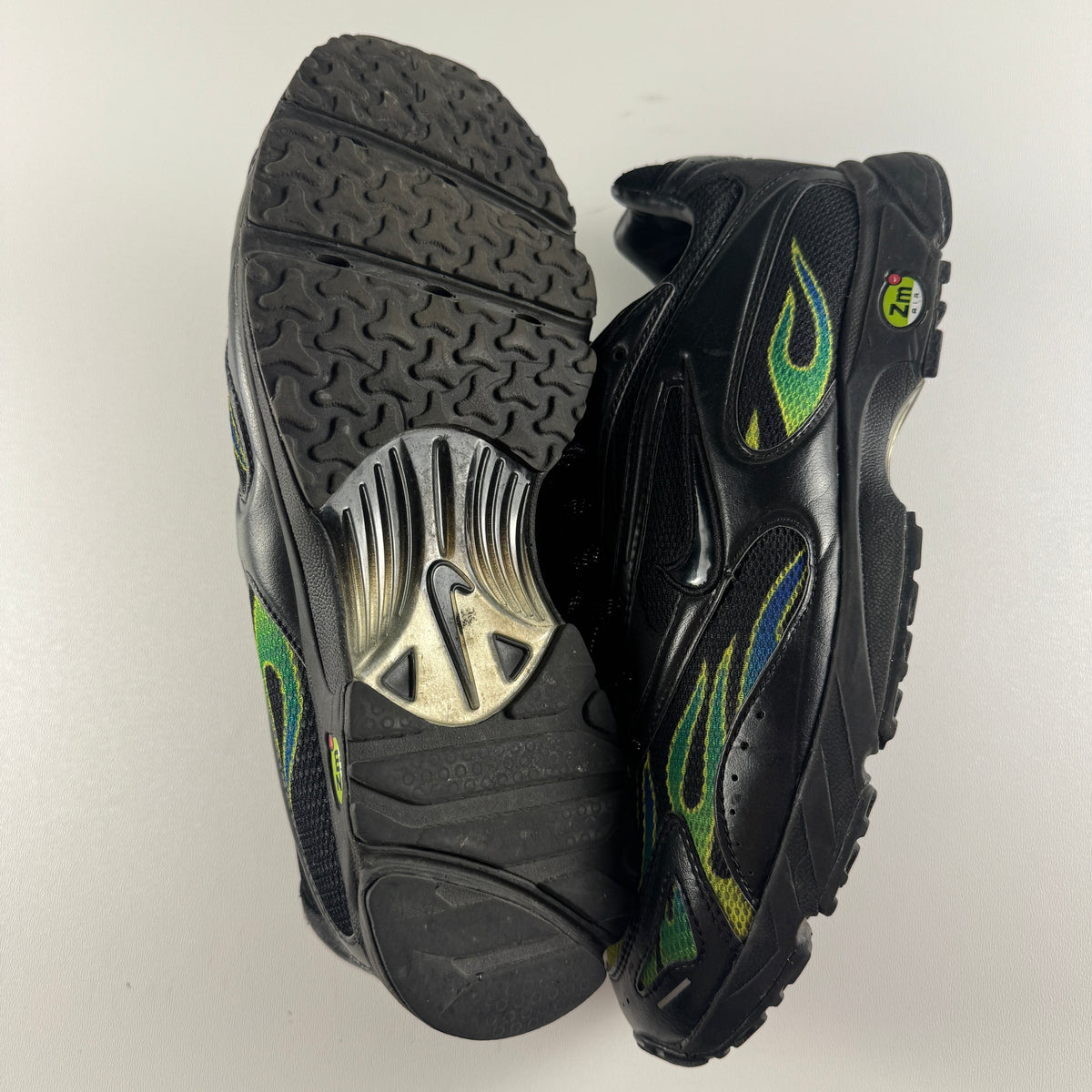 Nike x Supreme Zoom Spectrum Black (US8.5 / EU42)