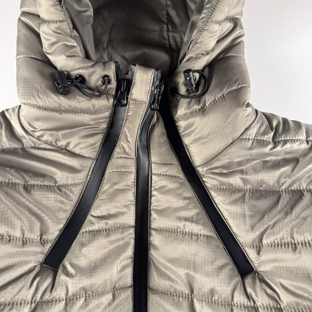 Coln Beige Evil Puffer Jacket (M)