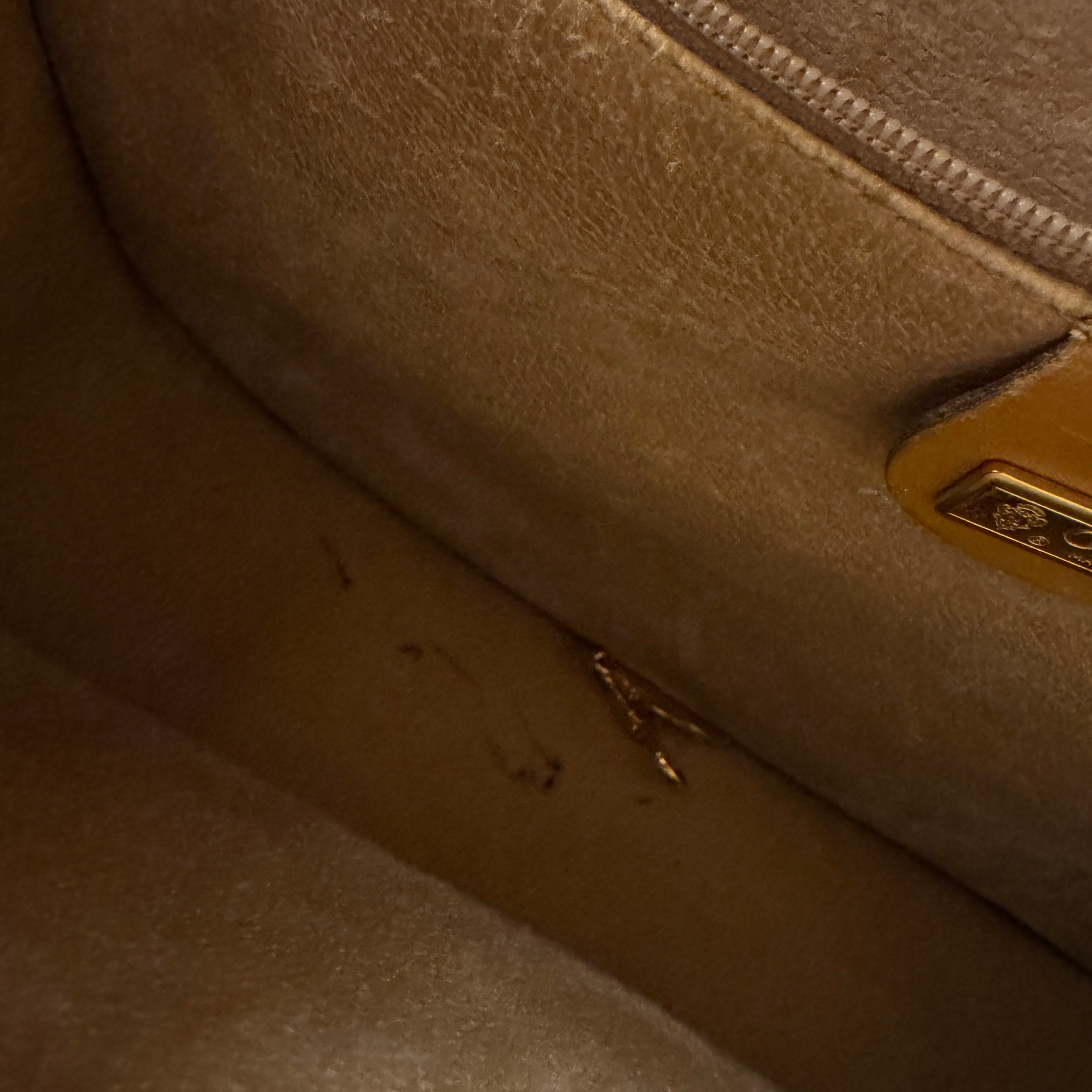 Gucci Sherry Line Beige Micro GG Web Design Shoulder Bag