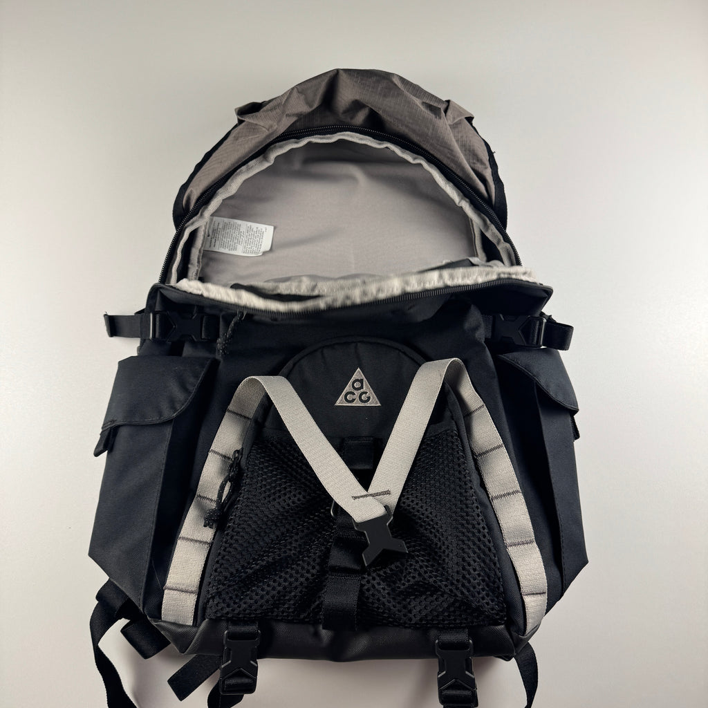 Nike Acg Daymax 25L Backpack