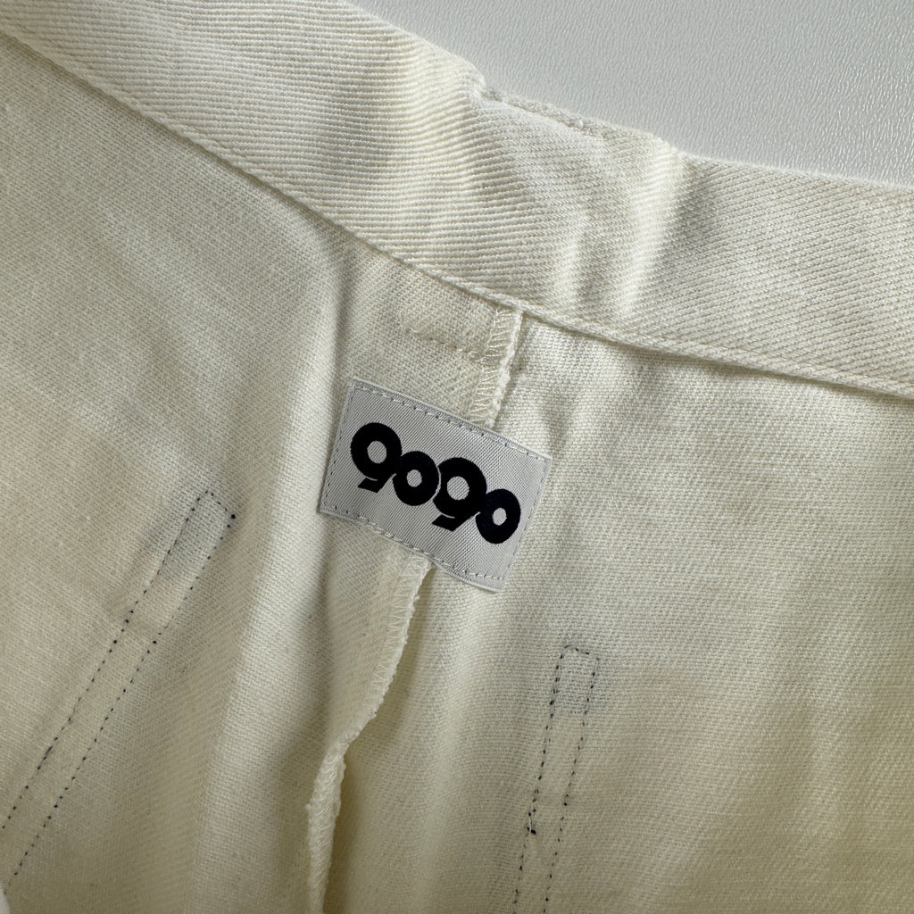 9090 Oversized White Cargo Short (L)