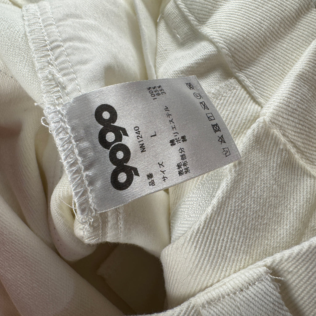 9090 Oversized White Cargo Short (L)
