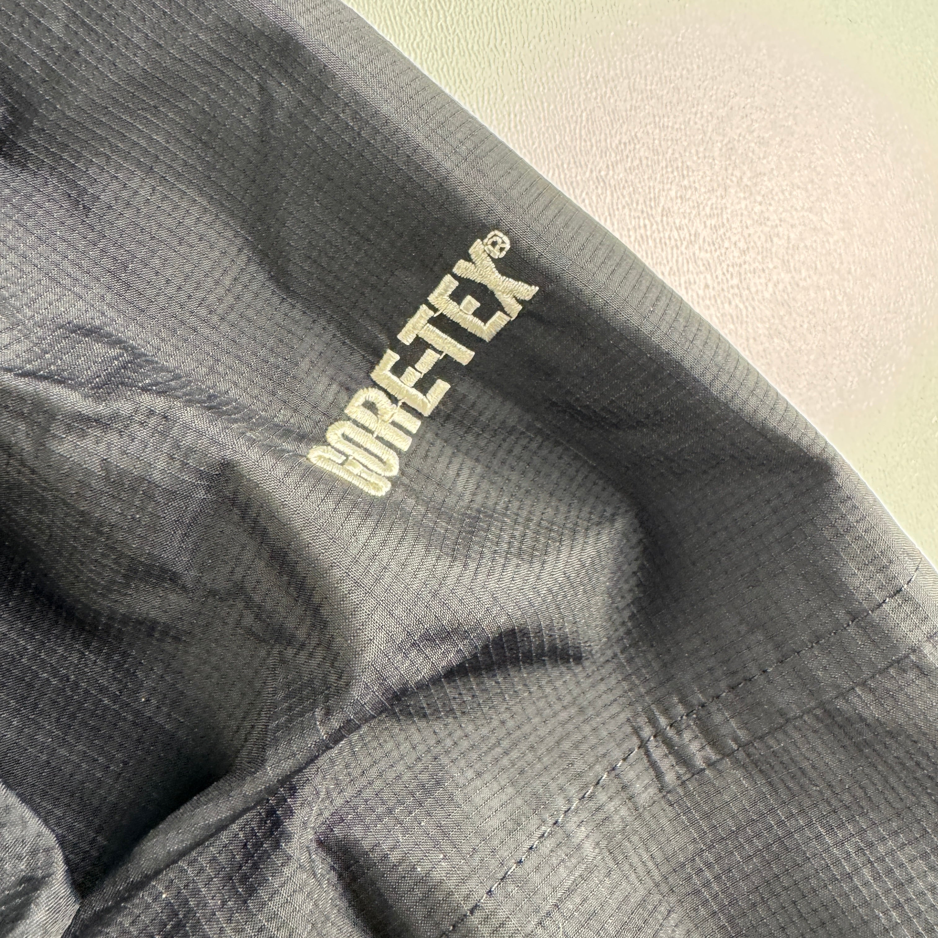 BAPE Gore-Tex Mountain Light Black Jacket (L/XL)