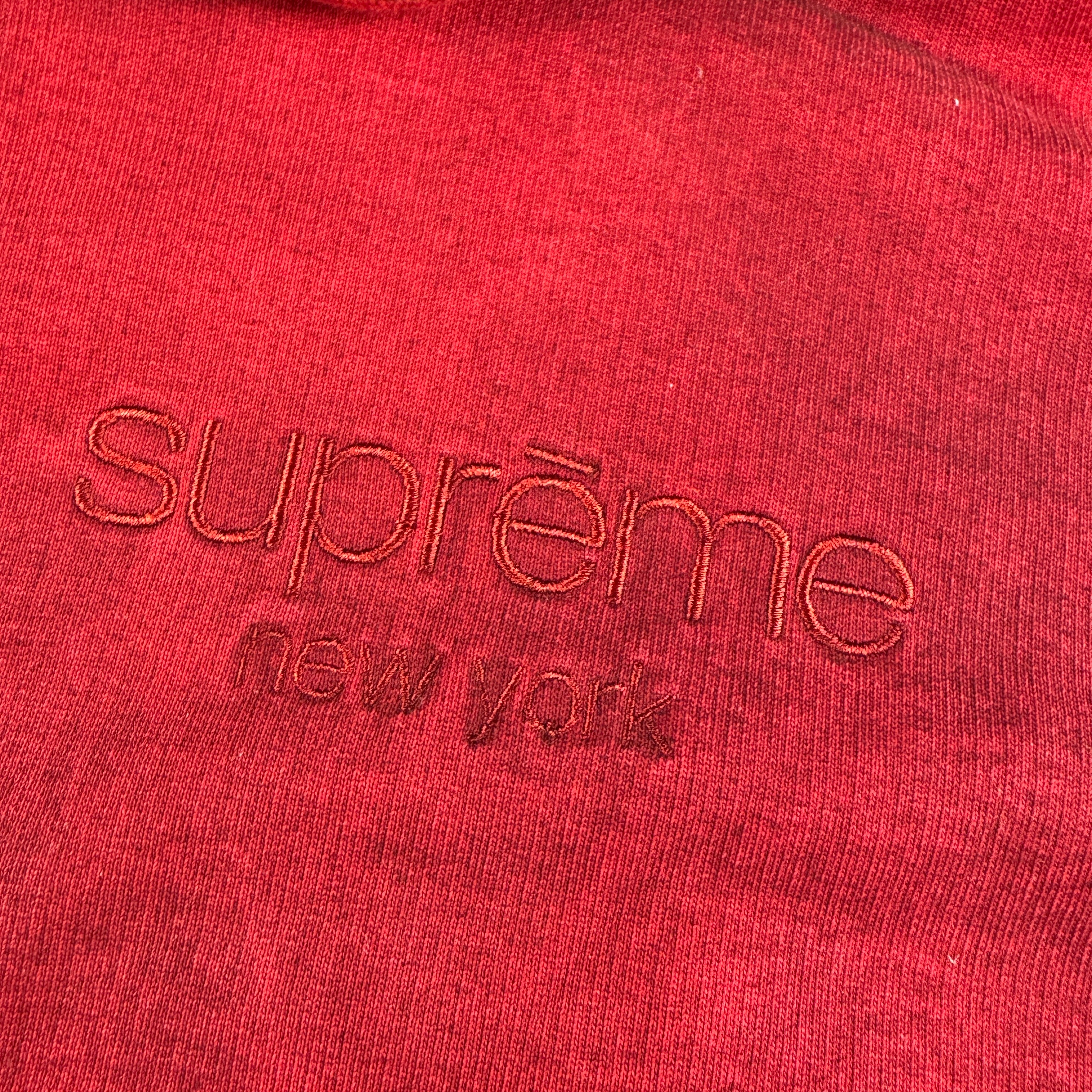 Supreme Spray Classic Logo Red Sweater (L)