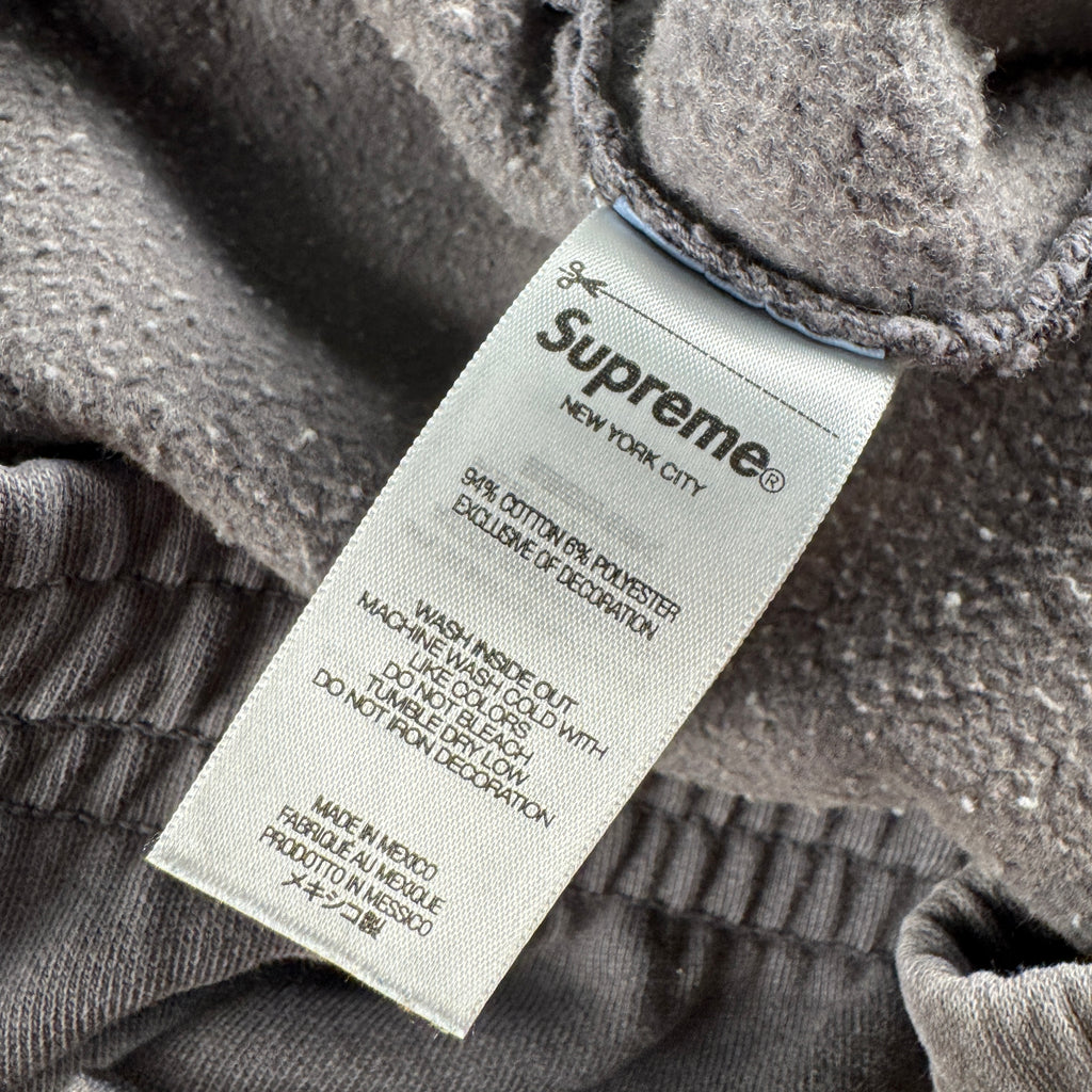 Supreme Small Box Logo Charcoal Grey Short (L)
