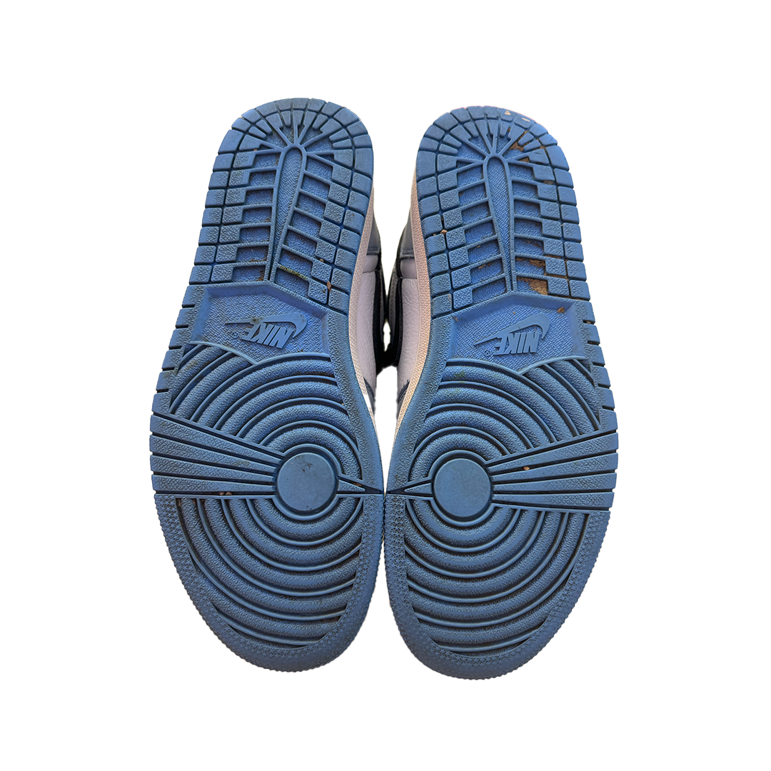 Jordan 1 High OG University Blue (US8.5 / EU42) - 6/10