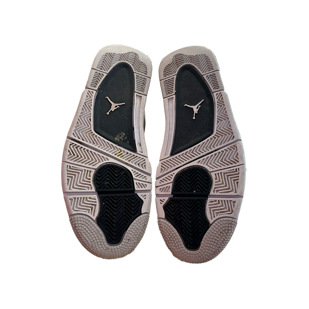 Jordan 4 Military Black (US9.5 / EU43) - 8.5/10