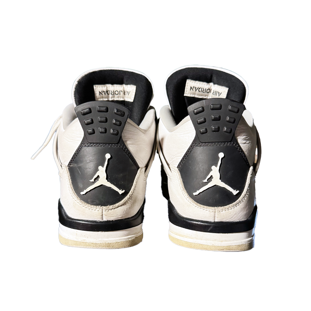 Jordan 4 Military Black (US8.5 - EU42) - 7/10