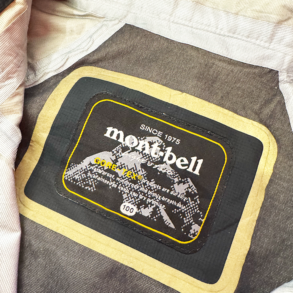 Montbell Black and Red GORE-TEX Waterproof Jacket (L-100)