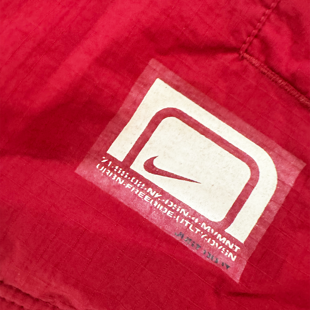 Nike Vintage Red Windbreaker (L)
