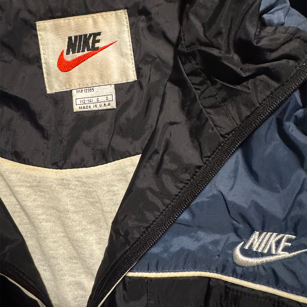 NIKE Vintage Windbreaker Nylon (L)