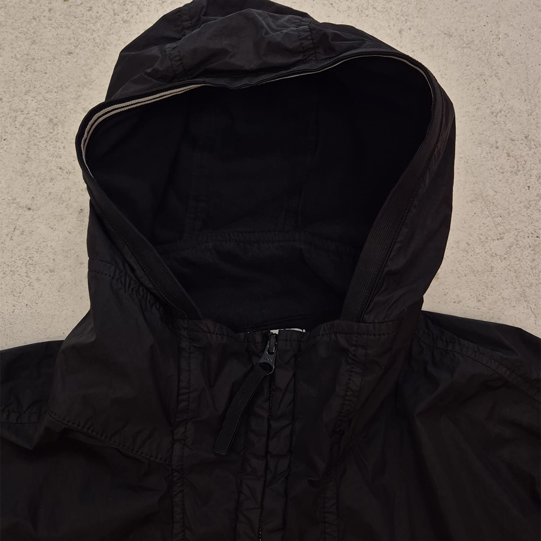 Stone Island Garment Dyed Crinkled Reps Ny Black Jacket (M)