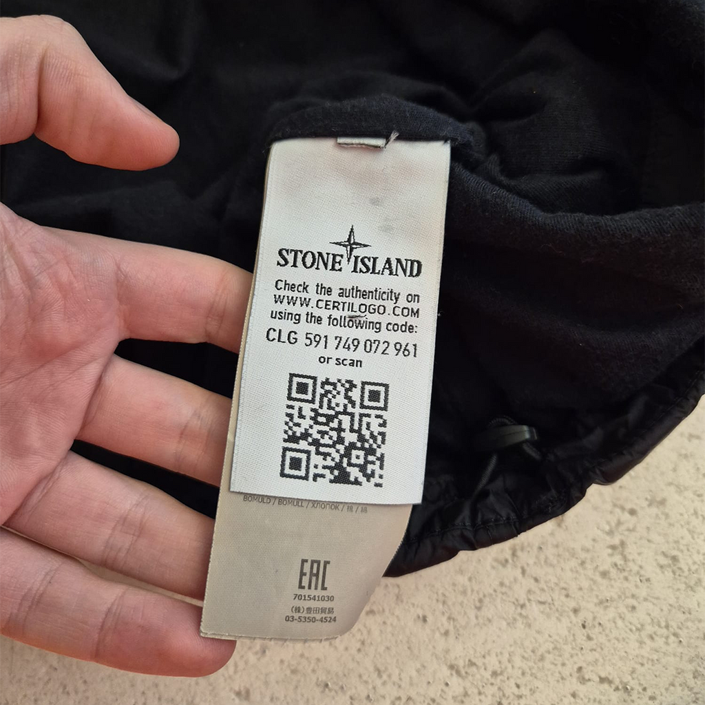 Stone Island Garment Dyed Crinkled Reps Ny Black Jacket (M)