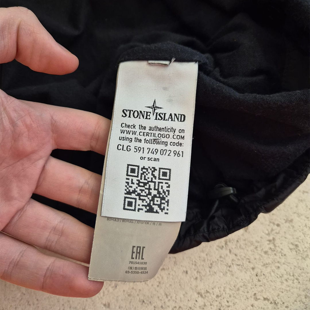 Stone Island Garment Dyed Crinkled Reps Ny Black Jacket (M)
