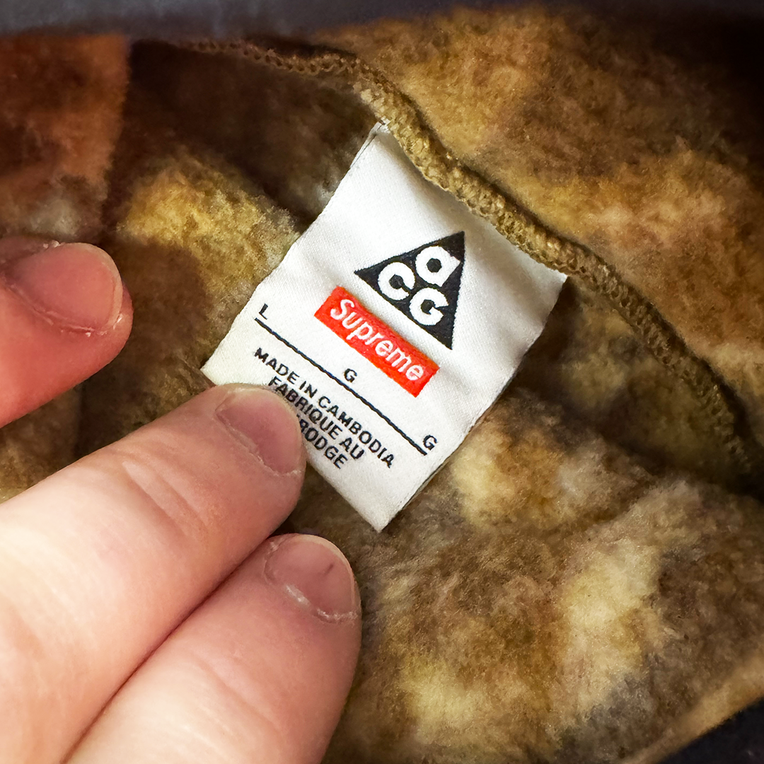 Supreme x Nike ACG Ninja Gold Snakeskin Hoodie (L)