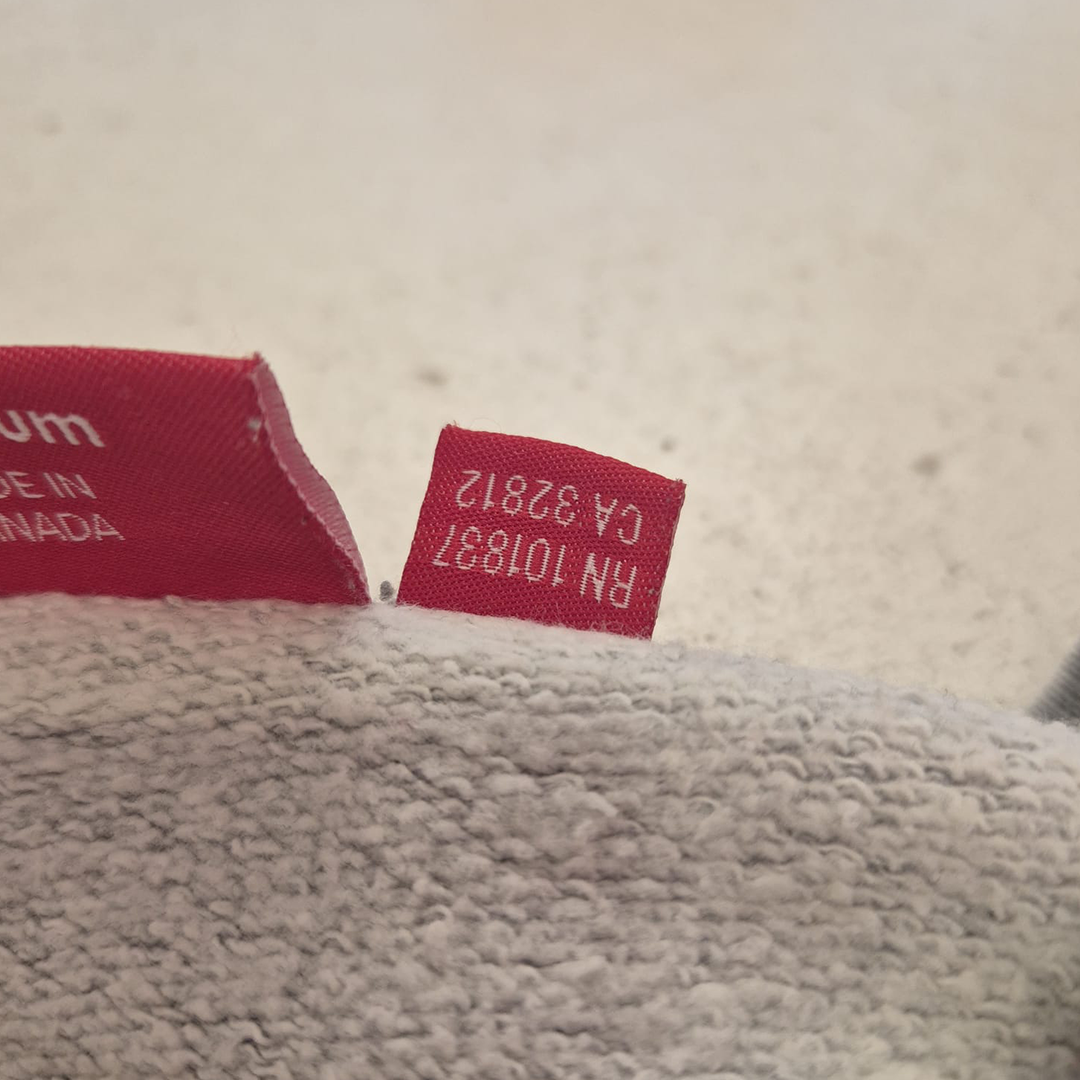 Supreme Felt Arc Logo Grey Sweater (M)
