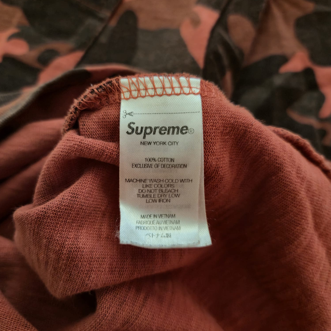 Supreme Red Camo Tee (M)