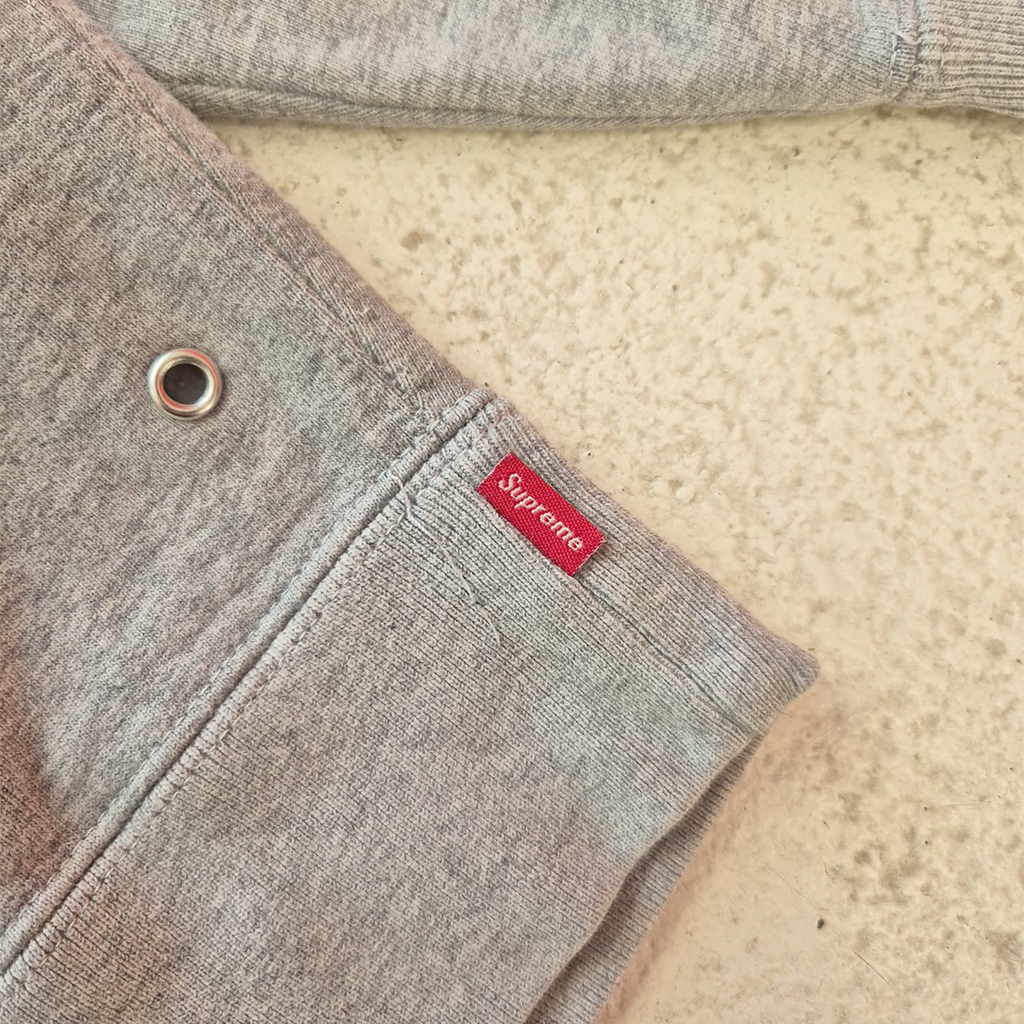 Supreme Metal Eyelet Hole Grey Hoodie (M)