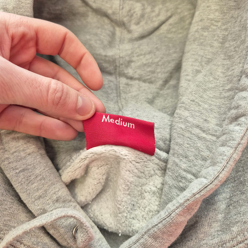Supreme Metal Eyelet Hole Grey Hoodie (M)