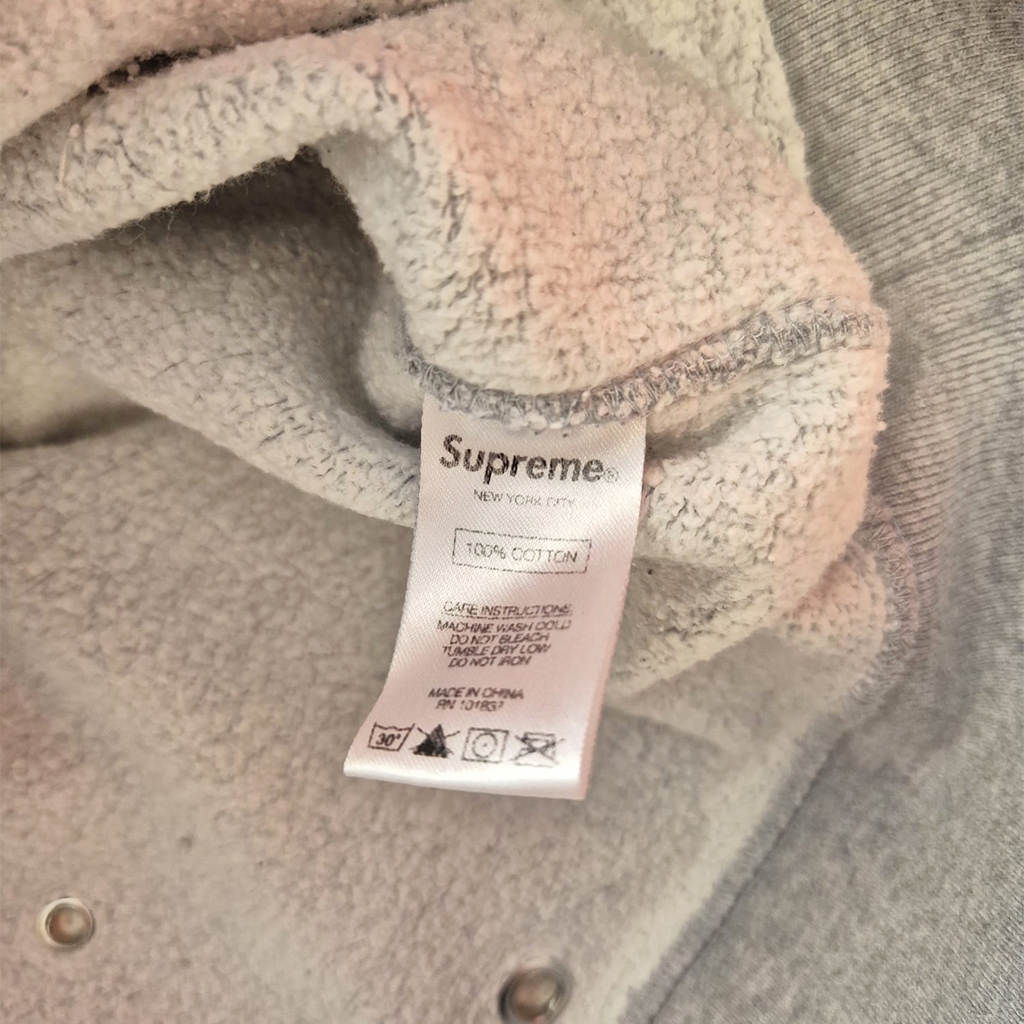 Supreme Metal Eyelet Hole Grey Hoodie (M)
