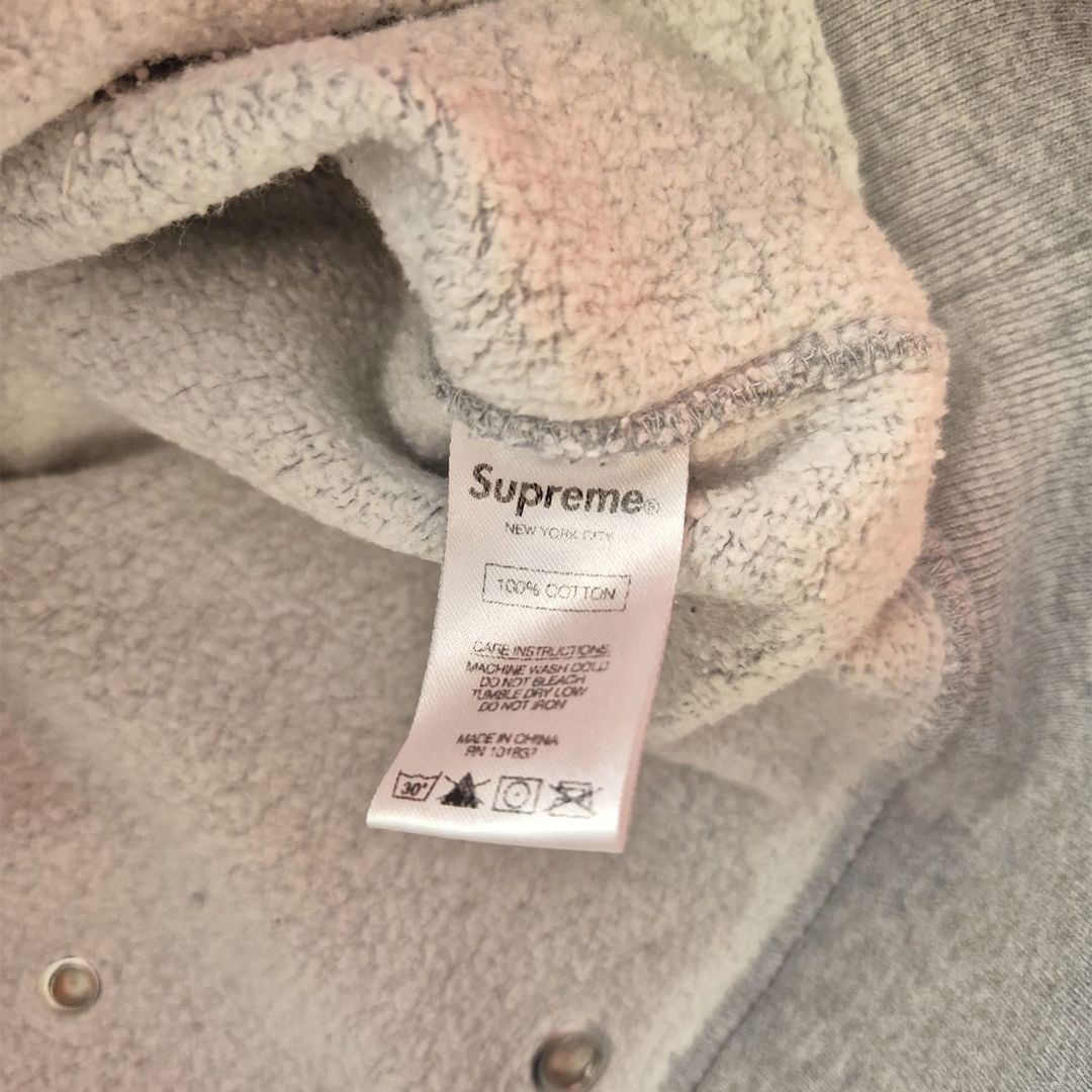 Supreme Metal Eyelet Hole Grey Hoodie (M)