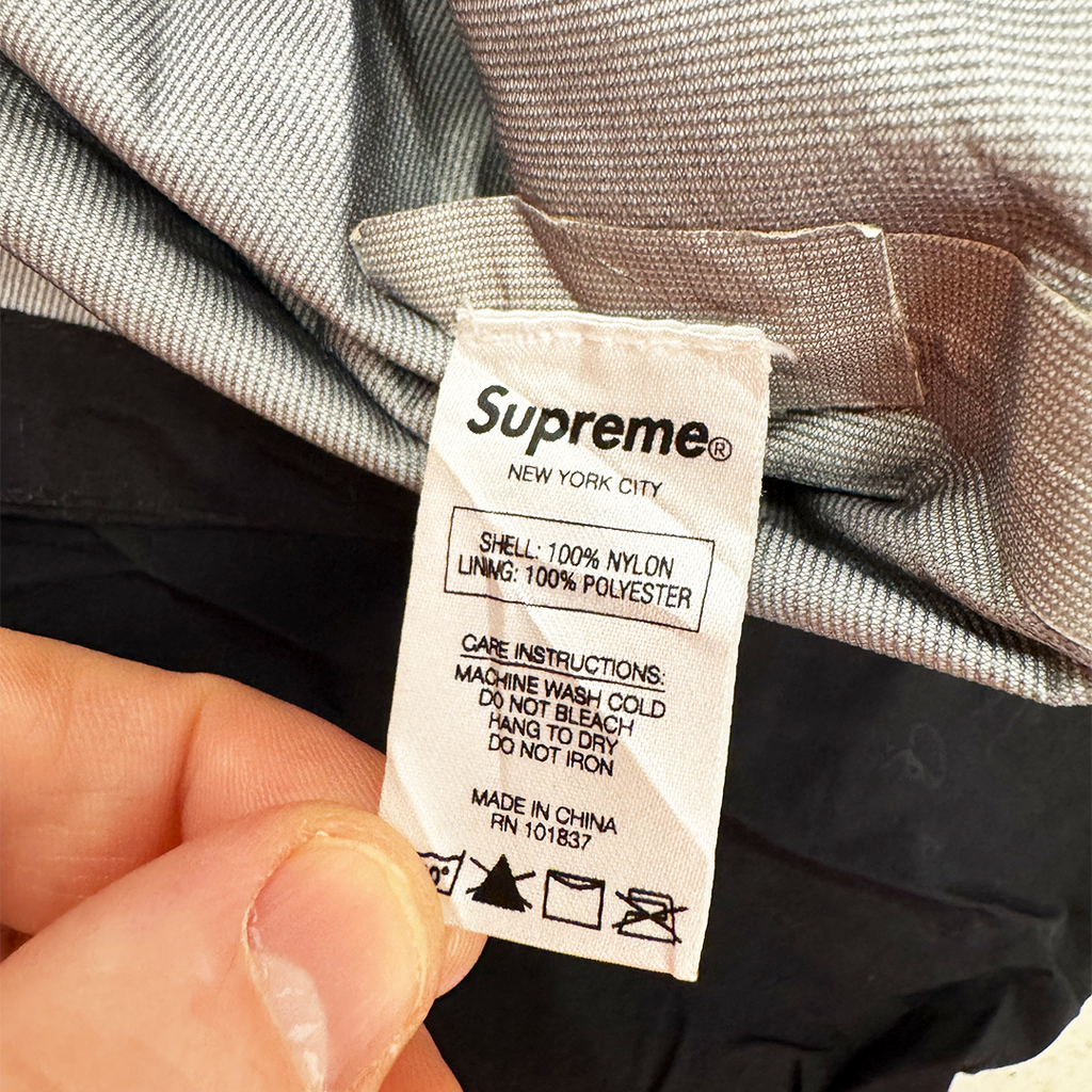 Supreme Reflective Logo Triple-Layer Waterproof Black Jacket (L)
