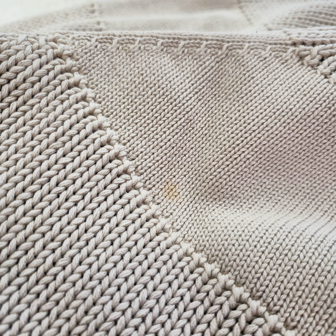 Supreme Small Box Stripe Beige Knit Sweater (L)