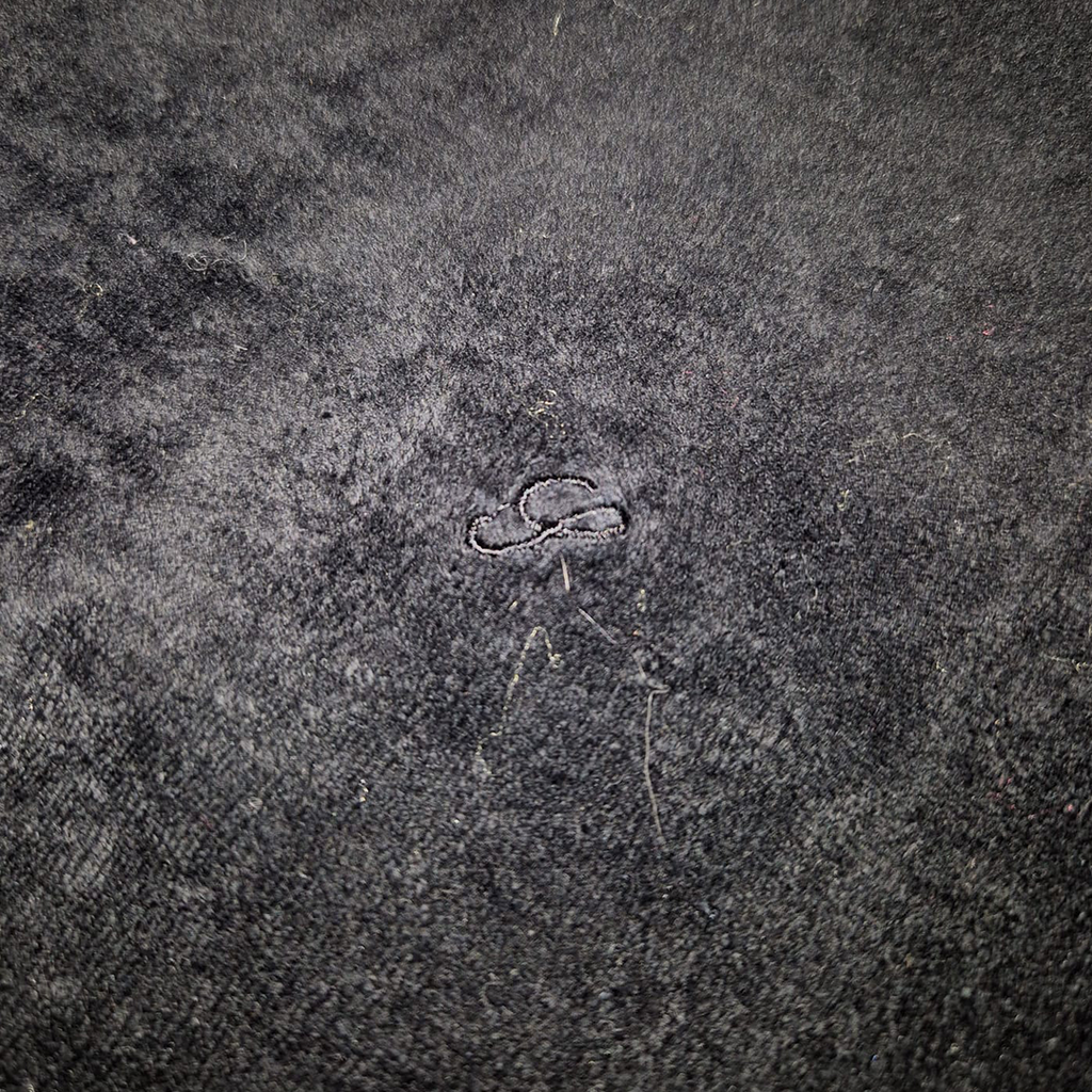 Supreme Velour Black Sweater (XL)