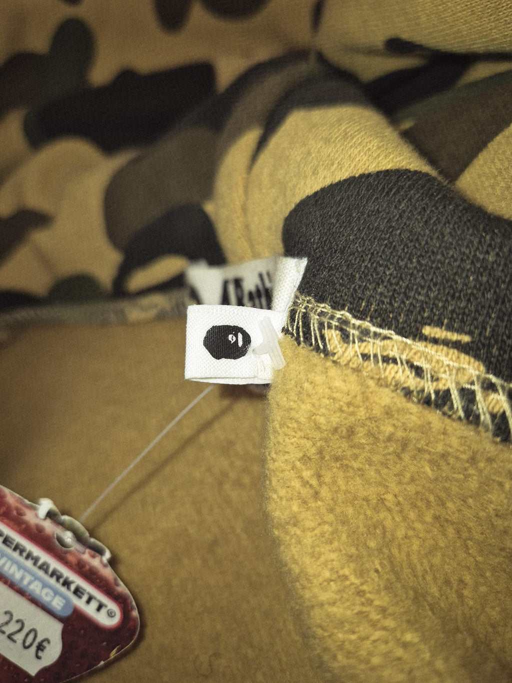 BAPE 1st Camo Shark Shoulder Full Zip (L)