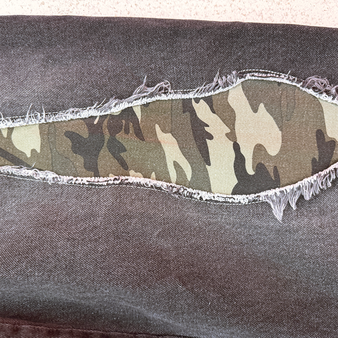 Younger Song Camo Patch Pants (S)