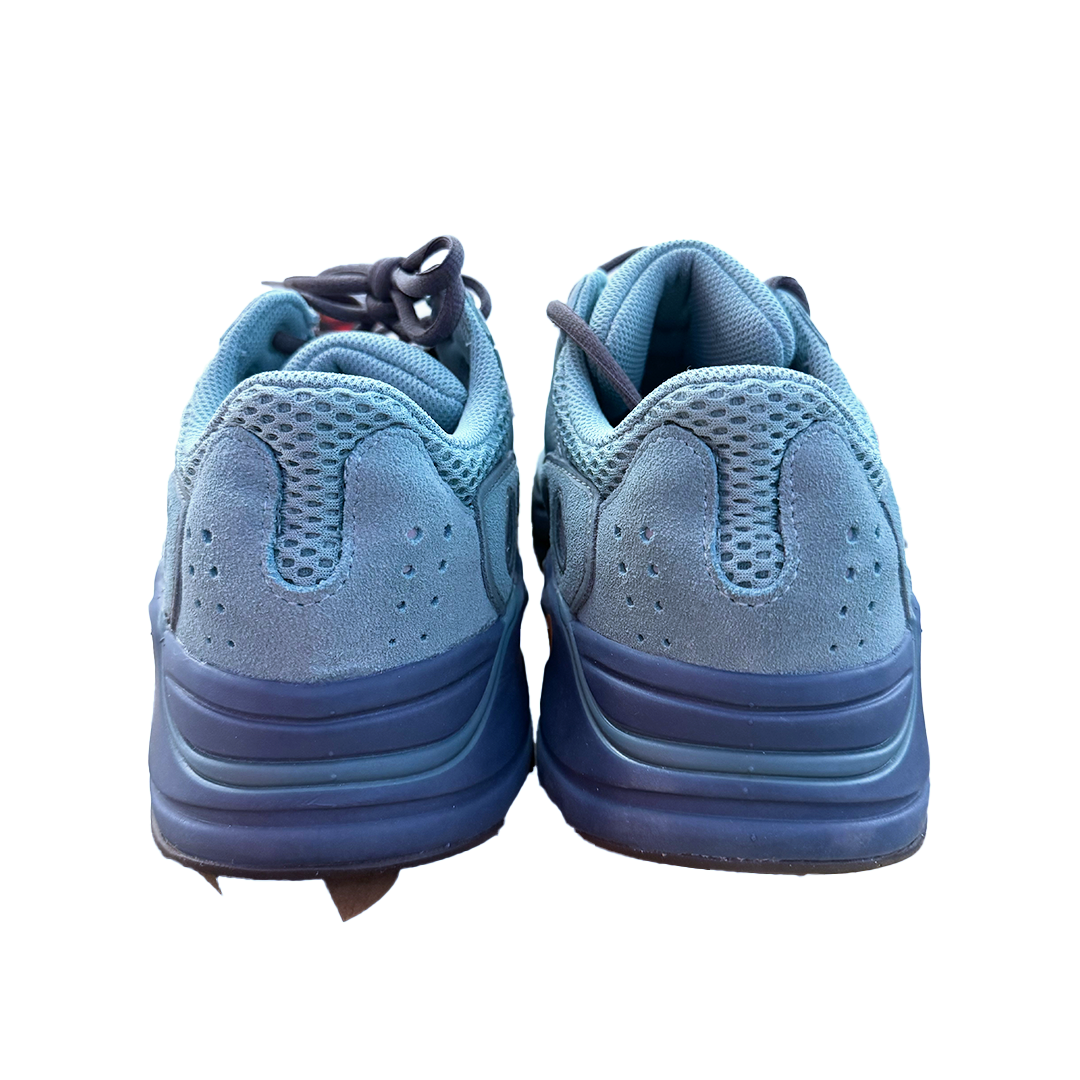 Yeezy 700 Faded Azure (US9 / EU42 2/3) - 9/10