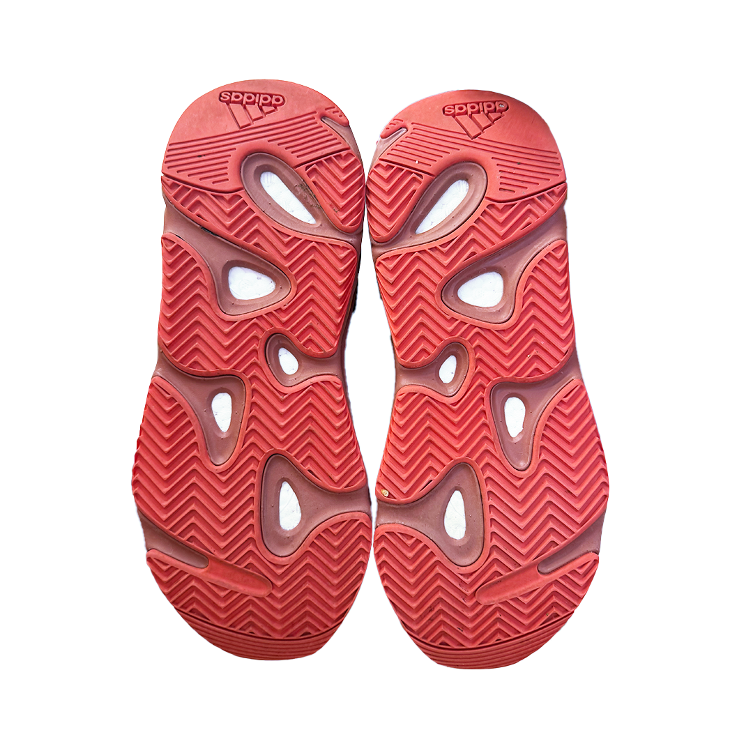 Yeezy 700 Hi-Res Red (US9.5 / EU43 1/3) - 9/10
